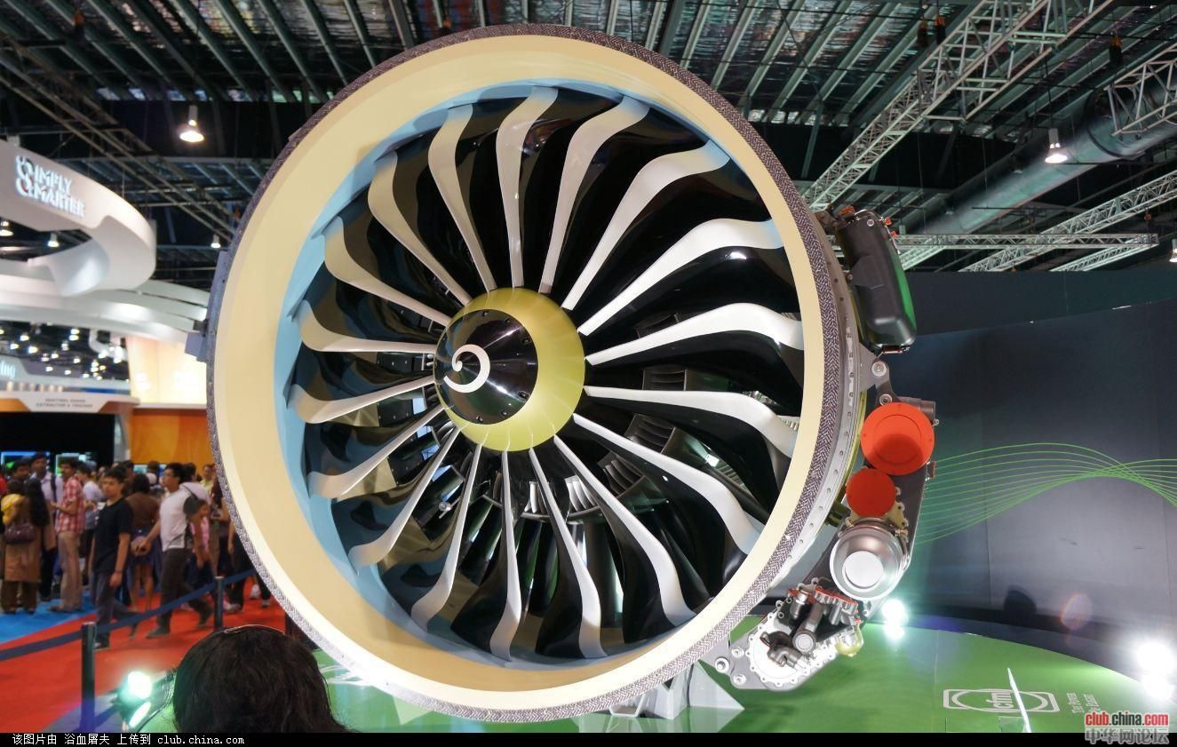 空客大不大膽?首批應(yīng)用3D打印燃油噴嘴的LEAP發(fā)動機(jī)至其客機(jī)
3D打印發(fā)動機(jī),3D打印技術(shù),3D打印,3D打印服務(wù),3D打印平臺,3D打印零件,3D打印發(fā)動機(jī)零件,3D打印機(jī)組裝,3D打印飛機(jī)