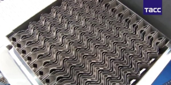 俄羅斯首款國產金屬3D打印系統亮相國際工業貿易展